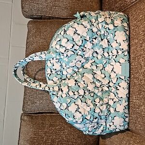 Ver Bradley Ultralight Grand Traveler in Cut Vines Pattern